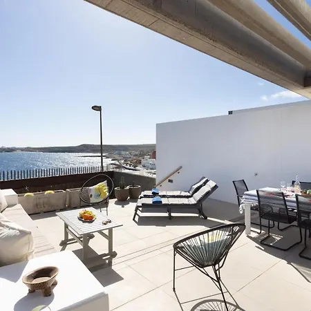 아파트 Home2book Design & Breathtaking Sea Views El Poris