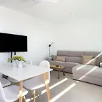 Apartment Home2book Design & Breathtaking Sea Views El Poris *