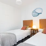 Apartment Home2book Design & Breathtaking Sea Views El Poris