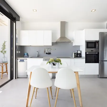 Home2book Design & Breathtaking Sea Views El Poris Daire